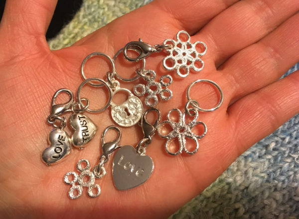 8 silver tone LOVE & TRUST snag free Knitting markers
