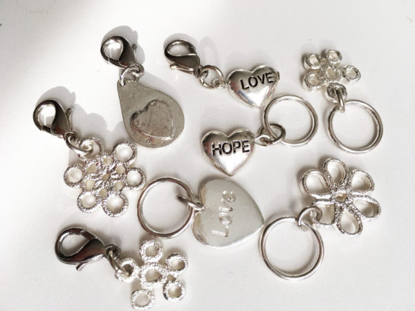 8 silver tone LOVE & HOPE snag free Knitting markers