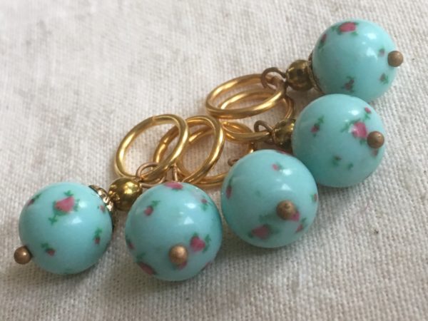 Summer Roses Blue stitch markers
